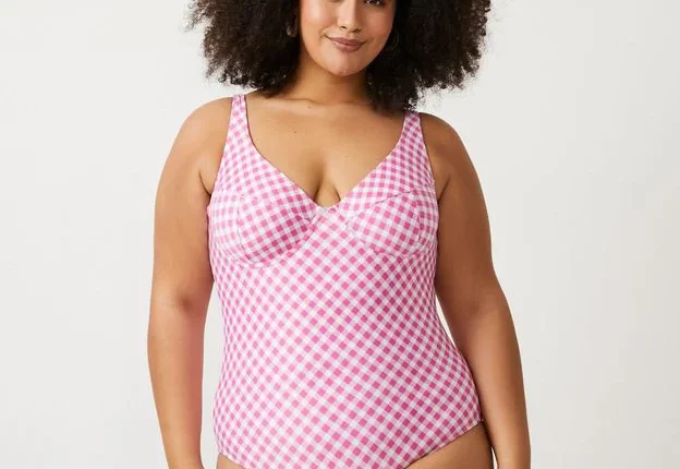 Maio-Renner-plus-size-rosa-xadrez.webp