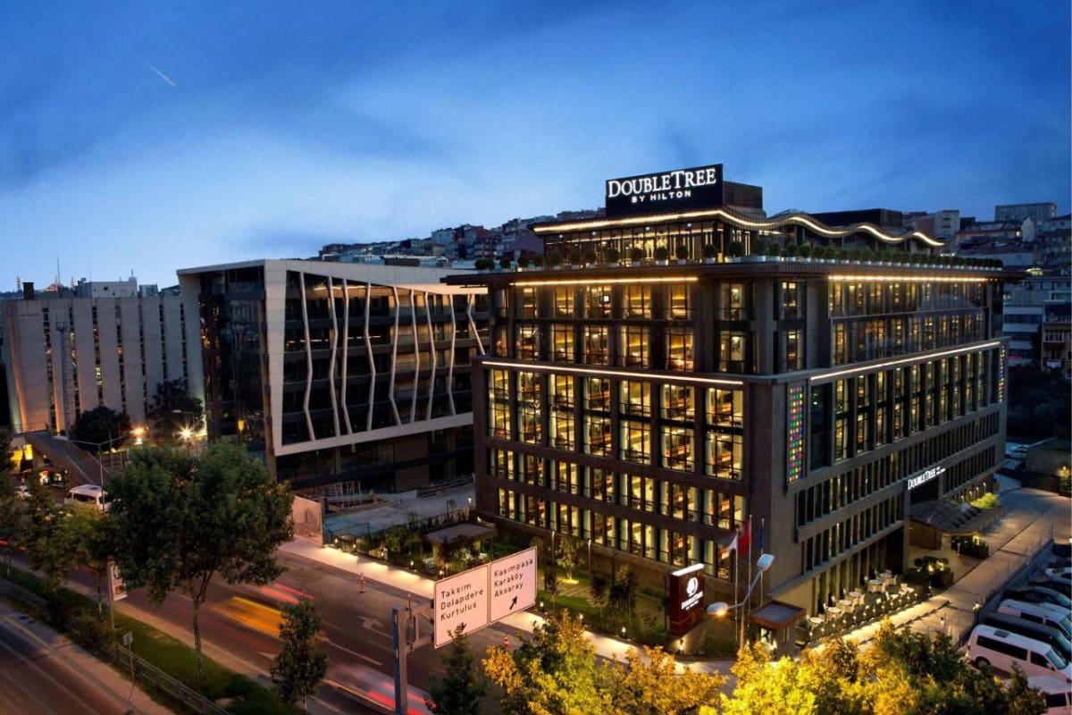 1- Doubletree By Hilton Istanbul - Piyalepasa