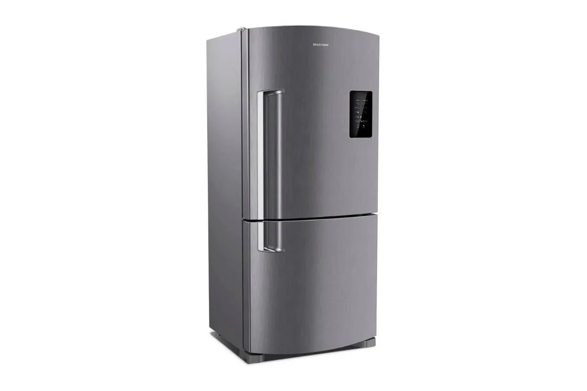  Geladeira Brastemp Inverse Em Aço Inox Com Painel Touch Na Porta E Freezer Na Parte Inferior.